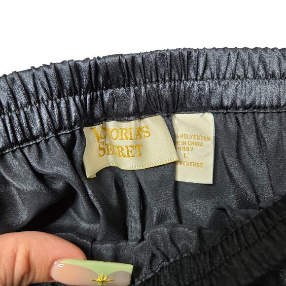 Victoria's Secret Vintage Satin Floral Pajama Set - Picture 6 of 6